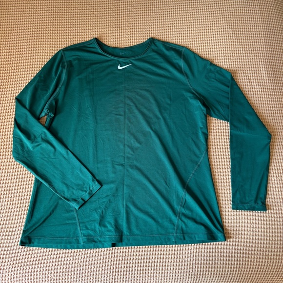 Nike One Classic Dri-FIT Long-Sleeve Top, Women’s Plus 2X Shirt in Vintage Green - Picture 1 of 15